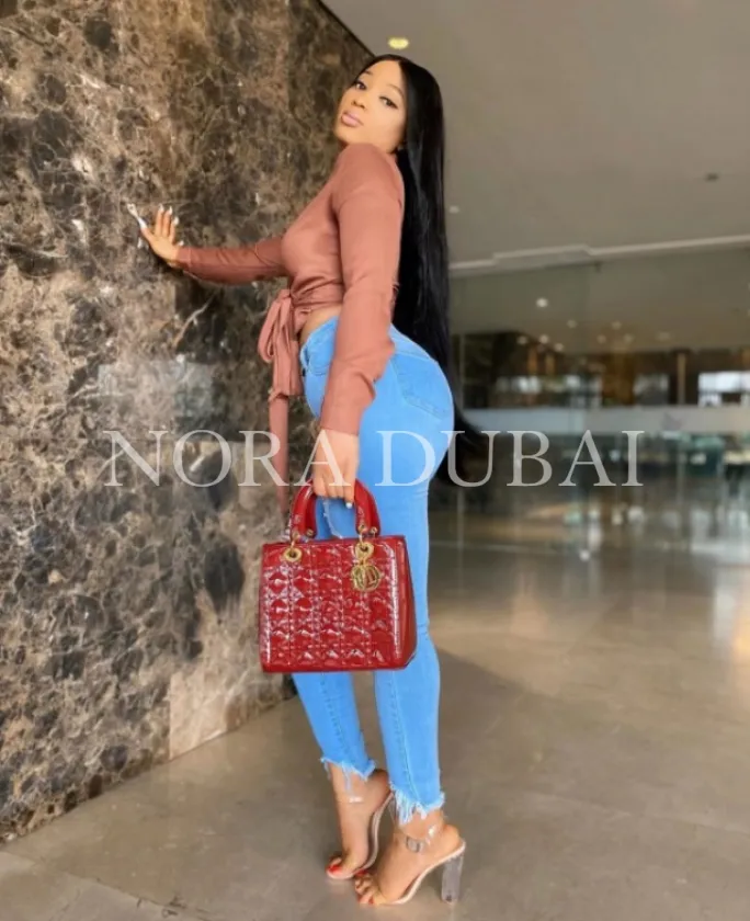 Sophicrus, escort in Sharjah