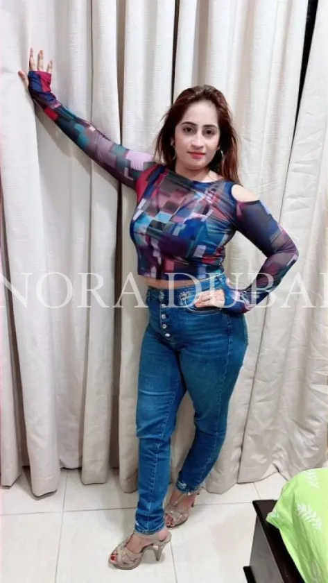 Eshita, escort in Dubai