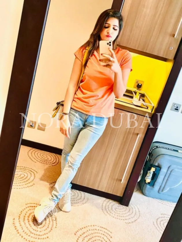 Payal, escort in Umm Al Quwain