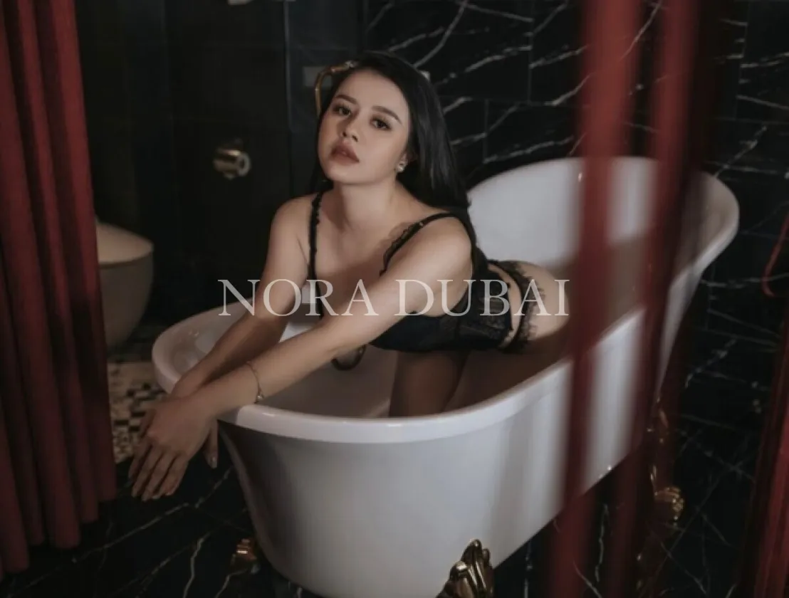 Jenny, escort in Al Ain