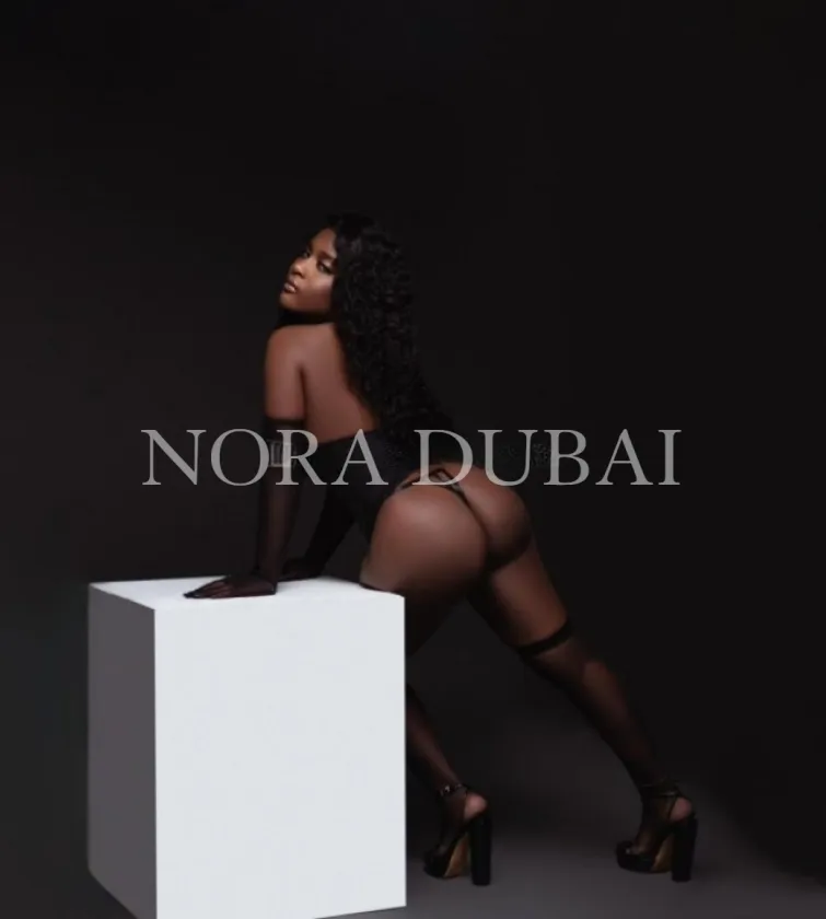 Henrietta, escort in Dubai