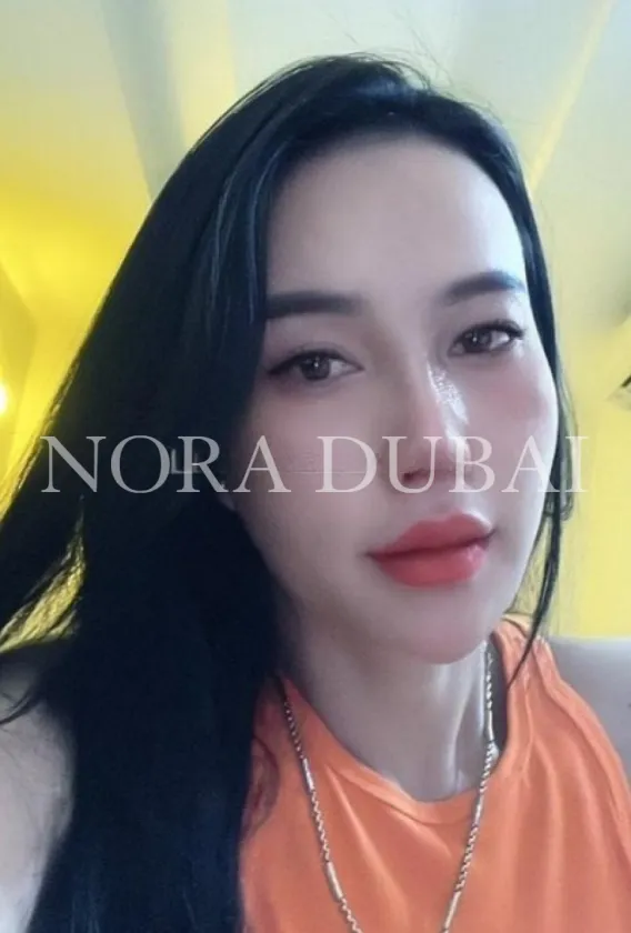 Lisa, escort in Abu Dhabi