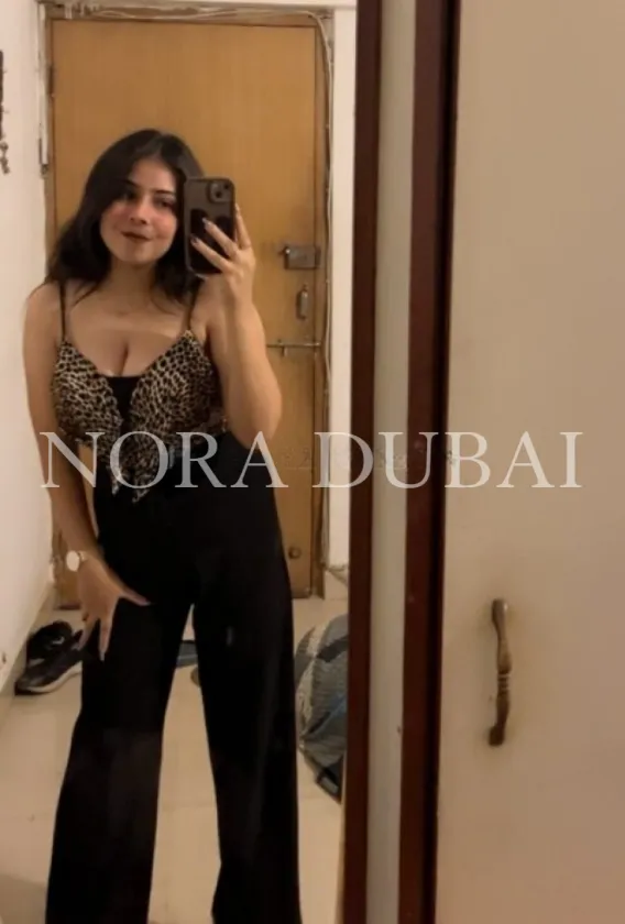 Khushi, escort in Abu Dhabi
