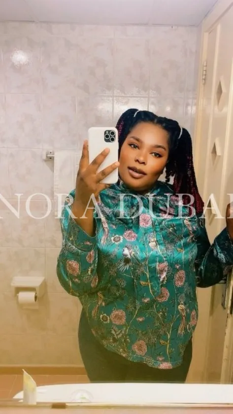 Mercy, escort in Sharjah