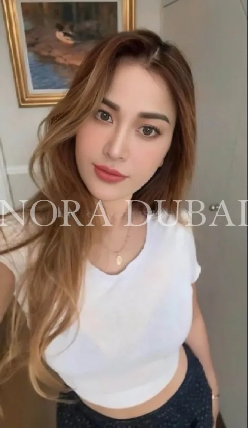 Oralie, escort in Dubai
