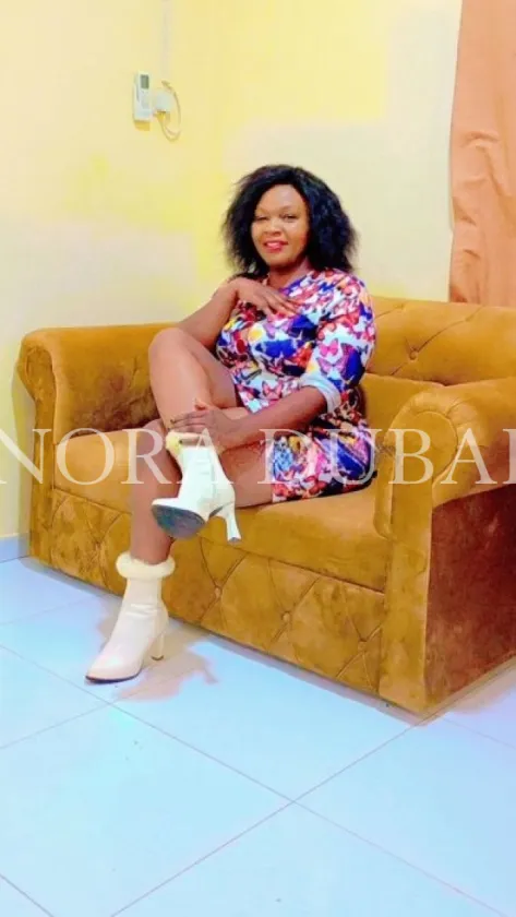 Vivian, escort in Ajman
