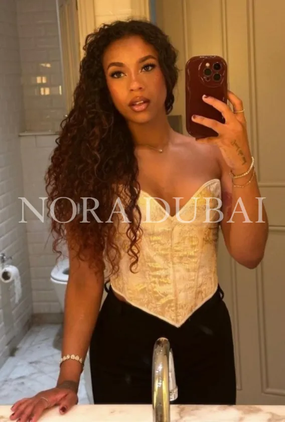 Izabella, escort in Dubai