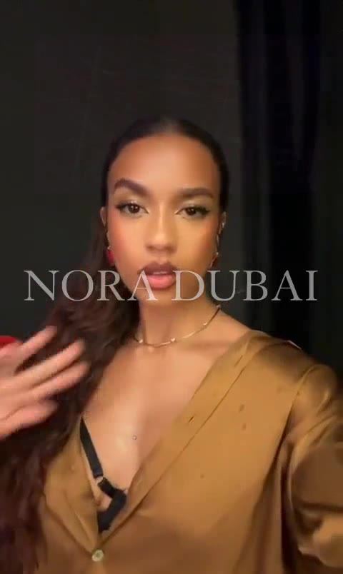 Video of Izabella in Dubai, United Arab Emirates