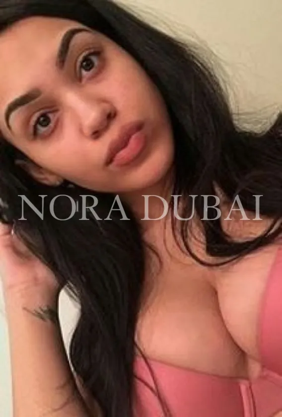 Ella berry, escort in Al Ain